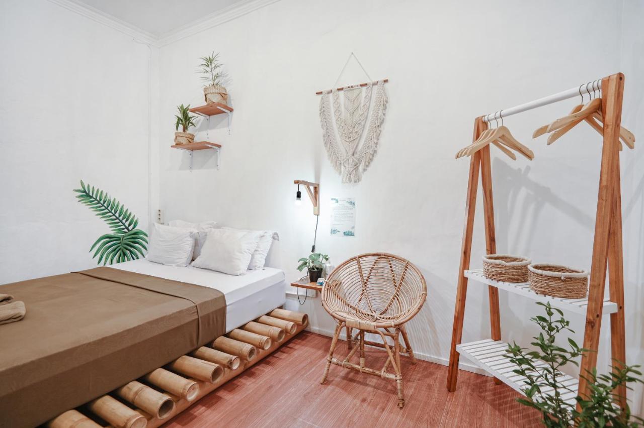 Hotel Snooze Yogyakarta Exterior foto