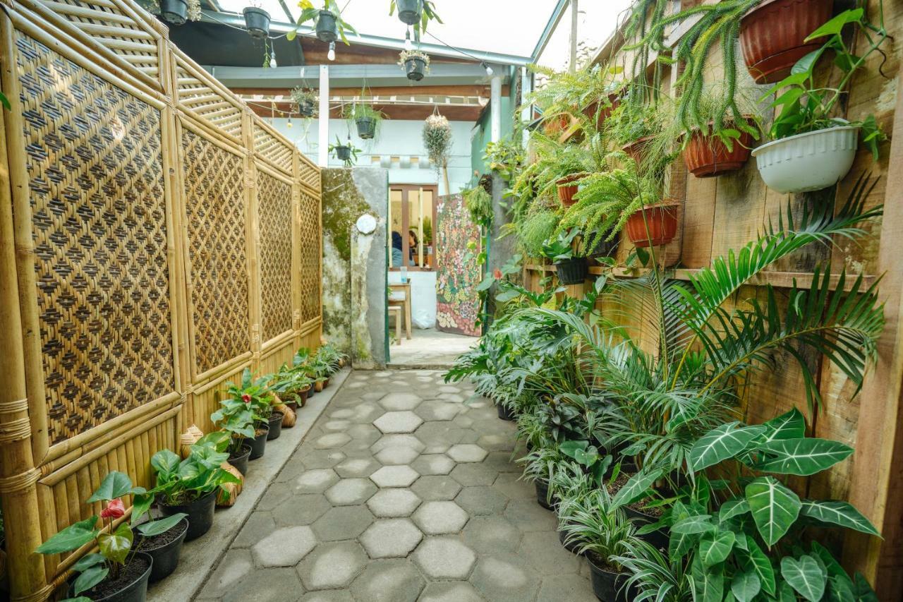 Hotel Snooze Yogyakarta Exterior foto